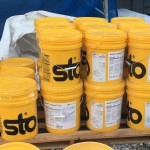 外壁のStoベース塗り