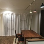 カーテンがつきました